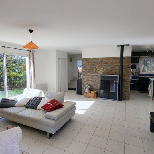  Annonces LABLACHERE : Maison / Villa | LES VANS (07140) | 116 m2 | 355 000 € 