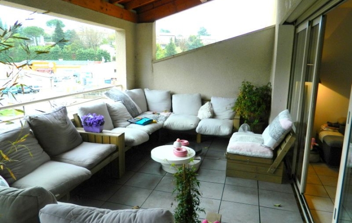 Appartement P5   LES VANS  107 m2 305 000 € 